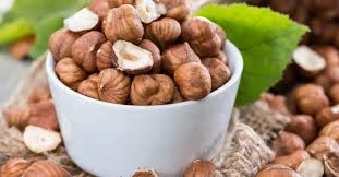 HAZELNUTS-12654541