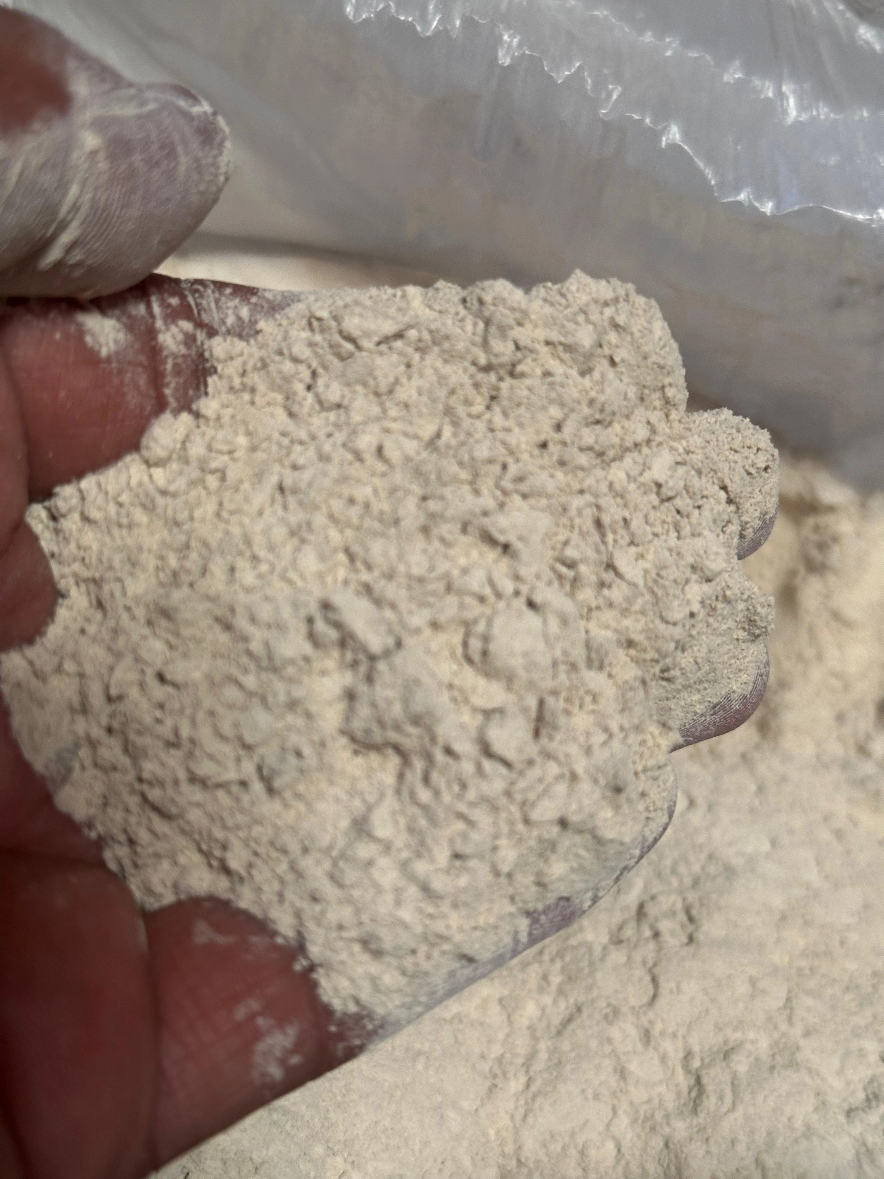 Bentonite Powder-12655629