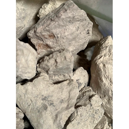 Bentonite Lumps-12655637