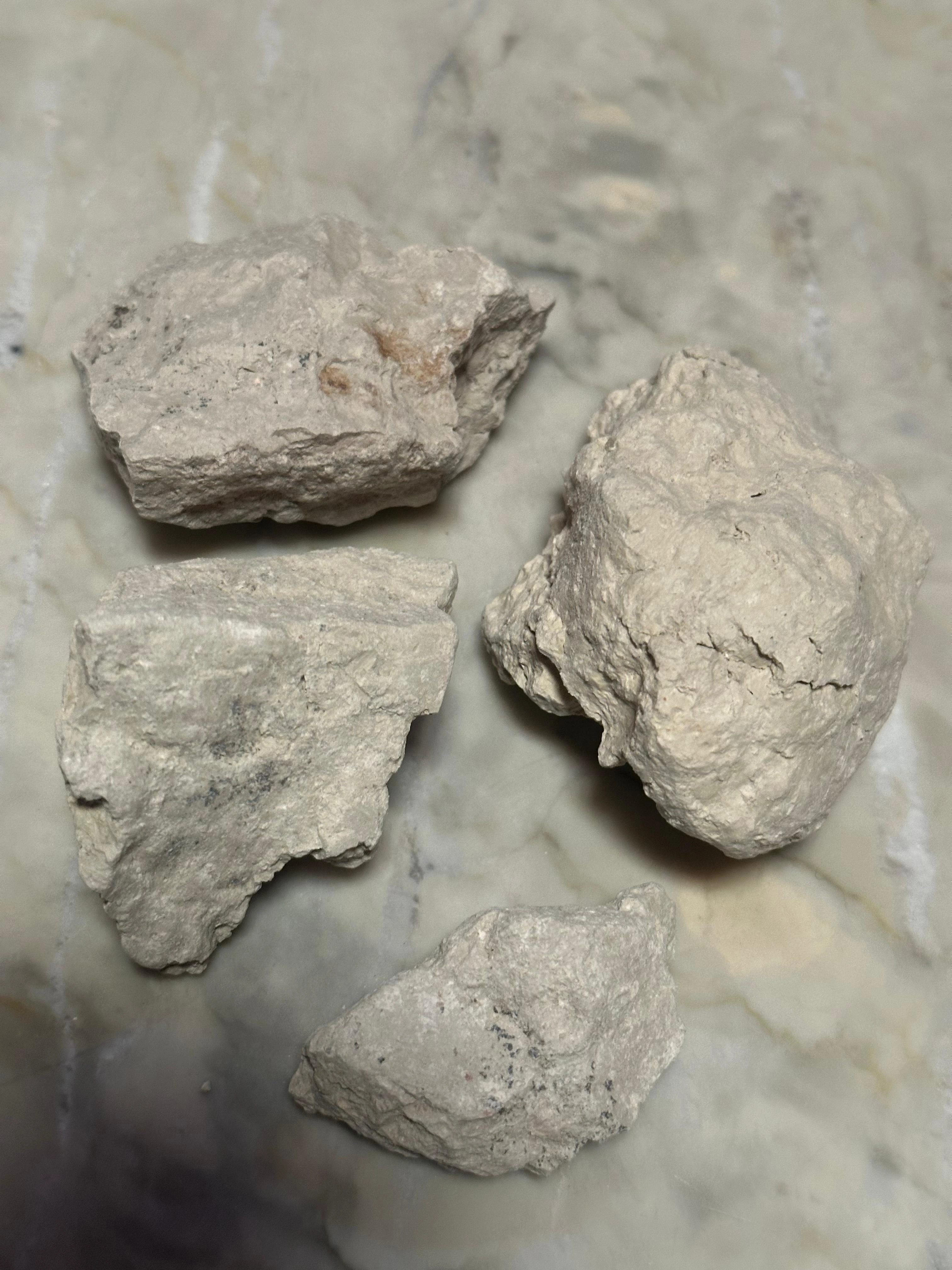 Bentonite Lumps-1