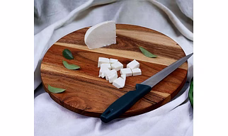 Wooden Round Chopping Board/Cutting Board/Serving Board, Plate for Pizza, Platter, Server Platter Vegetables, Fruits and Cheese | Natural Acacia Wood for Home & Kitchen Home Decor