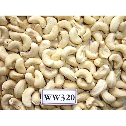 White Wholes 320 cashew nuts-2