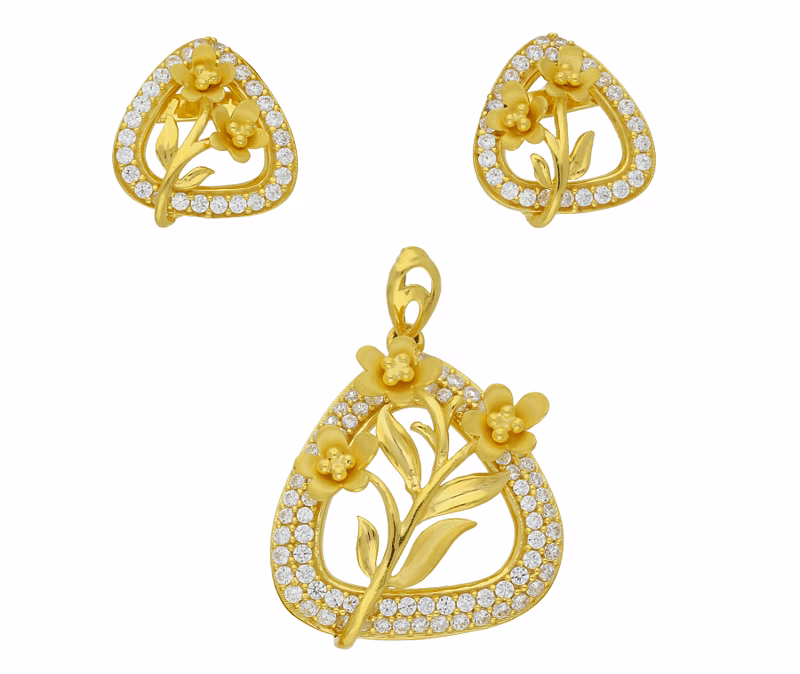 Gold chain with beads image 2