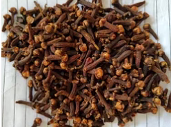 premium quality cloves