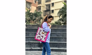 Butterfly Jute Shopping Bag