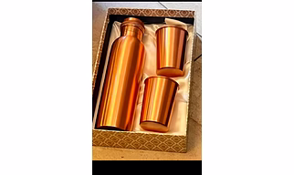 Pure Copper Drinkware Gift Set of 1 Bottle & 2 Glass Gift item for Diwali, Birthday & Parties, Bottle-1000 ml & Glass-300 ml