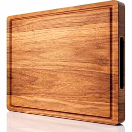 wooden chopping board with easy grip