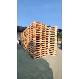 industrial wooden pallets