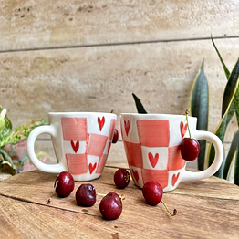 cute red heart cups with tray