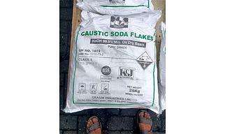 CAUSTIK SODA FLAKES