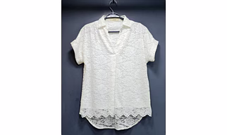 Elegant Ladies Top - Versatile Style and Comfort