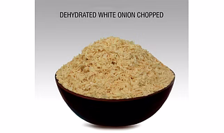 DEHYDRATED WHITE ONION CHOPPED
