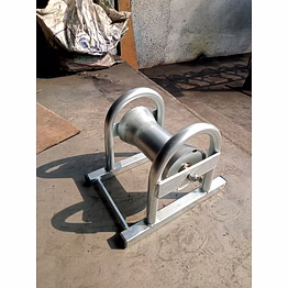 straight cable roller