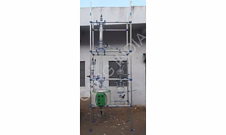 Borosilicate Glass Fractional Distillation Unit