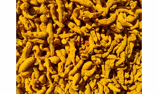TURMERIC FINGERS AND POWDER