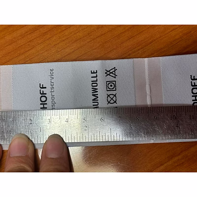 customised woven label