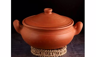 EARTHEN POTS