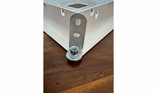 Mounting plates