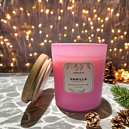 glass jar scented candle | vanilla | wooden lid | holiday | aromatherapy
