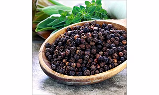 Organic Whole Black Peppercorns