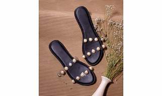 A Pearl And Some More – Slides For Woman’s (Black)