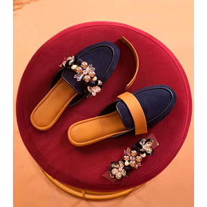 Dual-Look Statement Mules