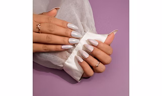 Glossy Glazed Donut Fake Nails with Free Application Kit