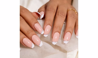 Glittery French Tips Presson Nails Set