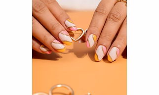 Shimmering Sunrise Elegance Light weight and Long Lasting Press On Nails Set