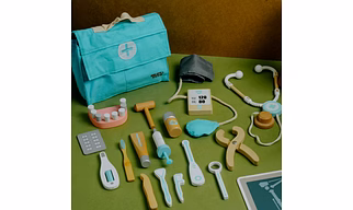 Wooden Doctor Role Play Set