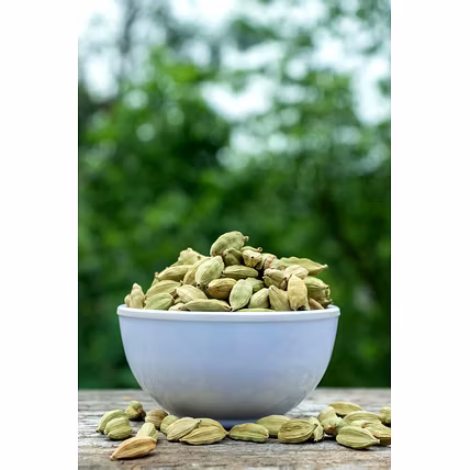 Cardamom-12727093