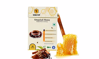Honeyum Sitopaladi Honey | Pure Honey | Mess-Free 8g x 30 Sachets | Cough and Cold relief | Zero Sugar Added | Tear Squeeze Eat | A Grade Honey