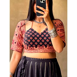 latest fashionable & trendy blouses (crafted in luxurious fabrics like silk, cotton, georgette, velvet, brocade and satin)