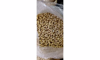 Cashew Kernels - Nuts