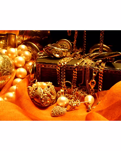 Gems &amp; Jewellery-12758387