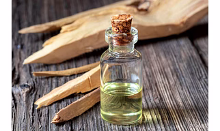 Premium Sandalwood Essential Oil - Natural Aromatherapy for Relaxation