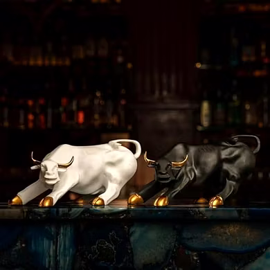 Elegant Charging Bull Figurine with Golden Accents – Home Decor Sculpture by P&amp;R Groups-2