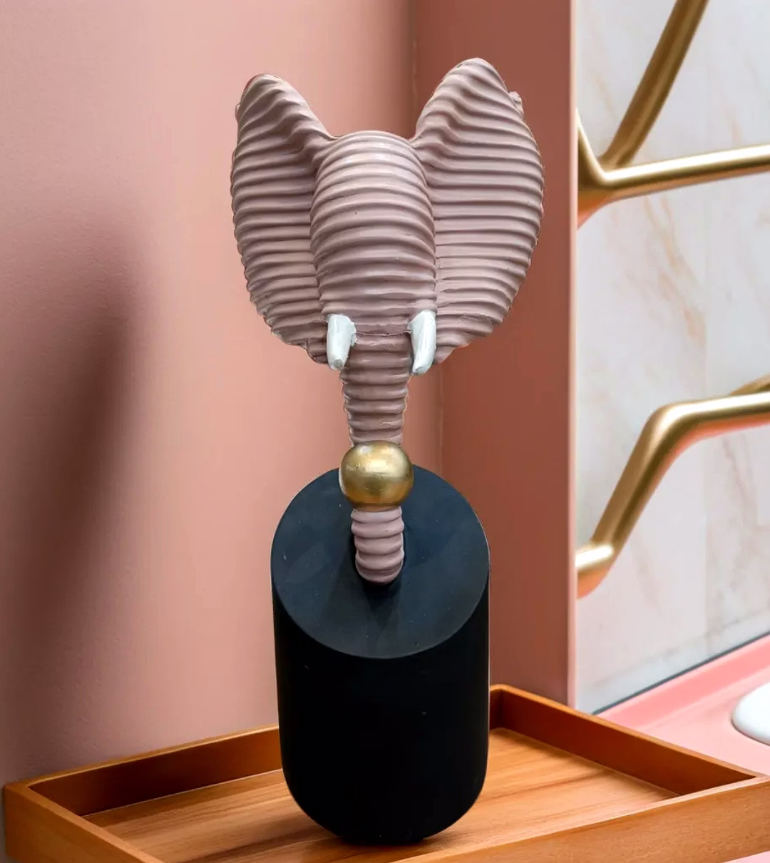 elegant ribbed elephant sculpture mfn-140