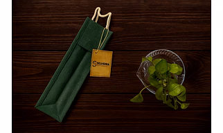 Eco-friendly Alcohol Gift Bags with rPET window (Alcohol Gift bags made of laminated jute and recycled plastic/ 100% sustainable)