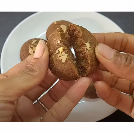 Healthy Ragi Nankhatai No Sugar, No Oven, No Baking soda, No Baking Powder |Finger Millet Nankhatai-1