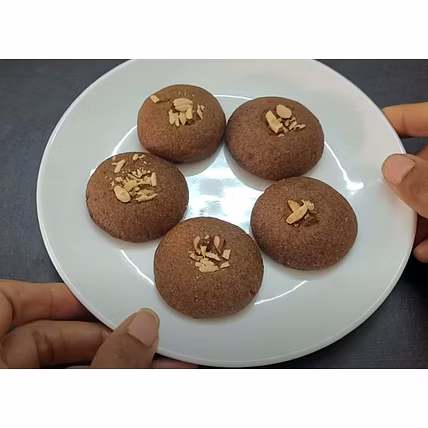Healthy Ragi Nankhatai No Sugar, No Oven, No Baking soda, No Baking Powder |Finger Millet Nankhatai-2