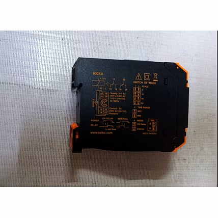 SELEC 800XA On delay / Interval, 8 Time Ranges, Universal supply-3