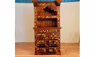Antique maharani Almirah