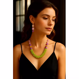Lustrous Designer Peridot with Tumble Necklace -	Gemstones Necklace