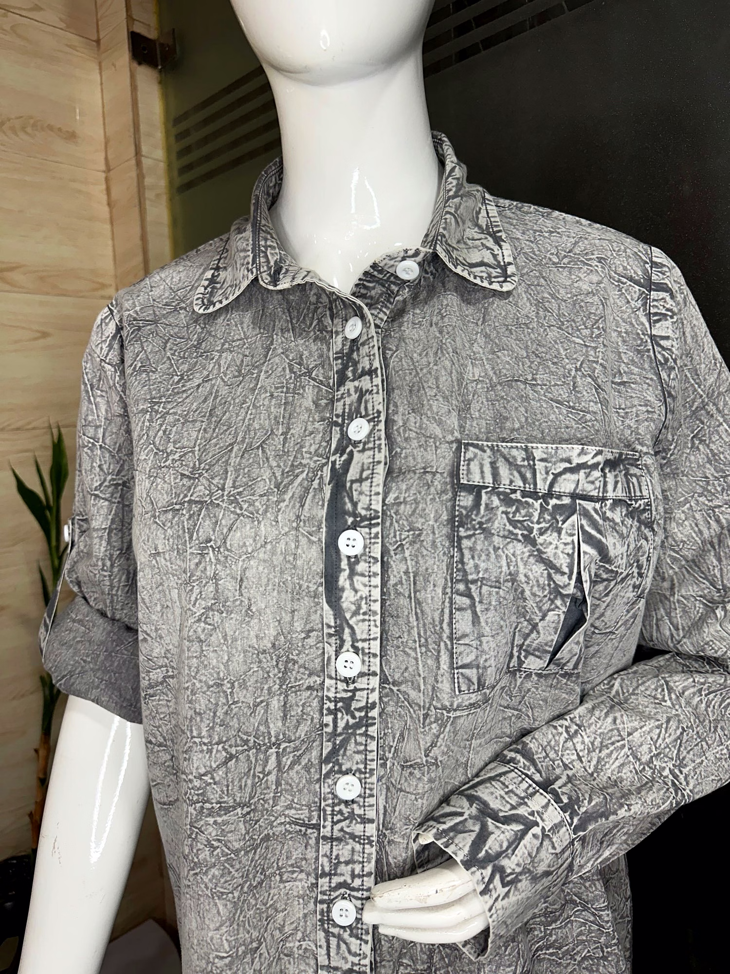 Crinkle Steel Acid Wash Shirt image 3