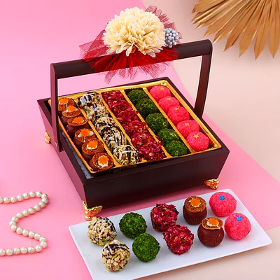 gulab assorted cashew sweets basket