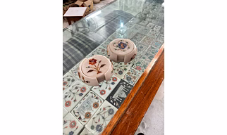 Artisan-Made White Marble Coaster with Intricate Stone Inlay – Handmade Drinkware Accessory from India