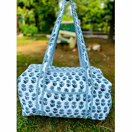 cotton quilted duffle bag