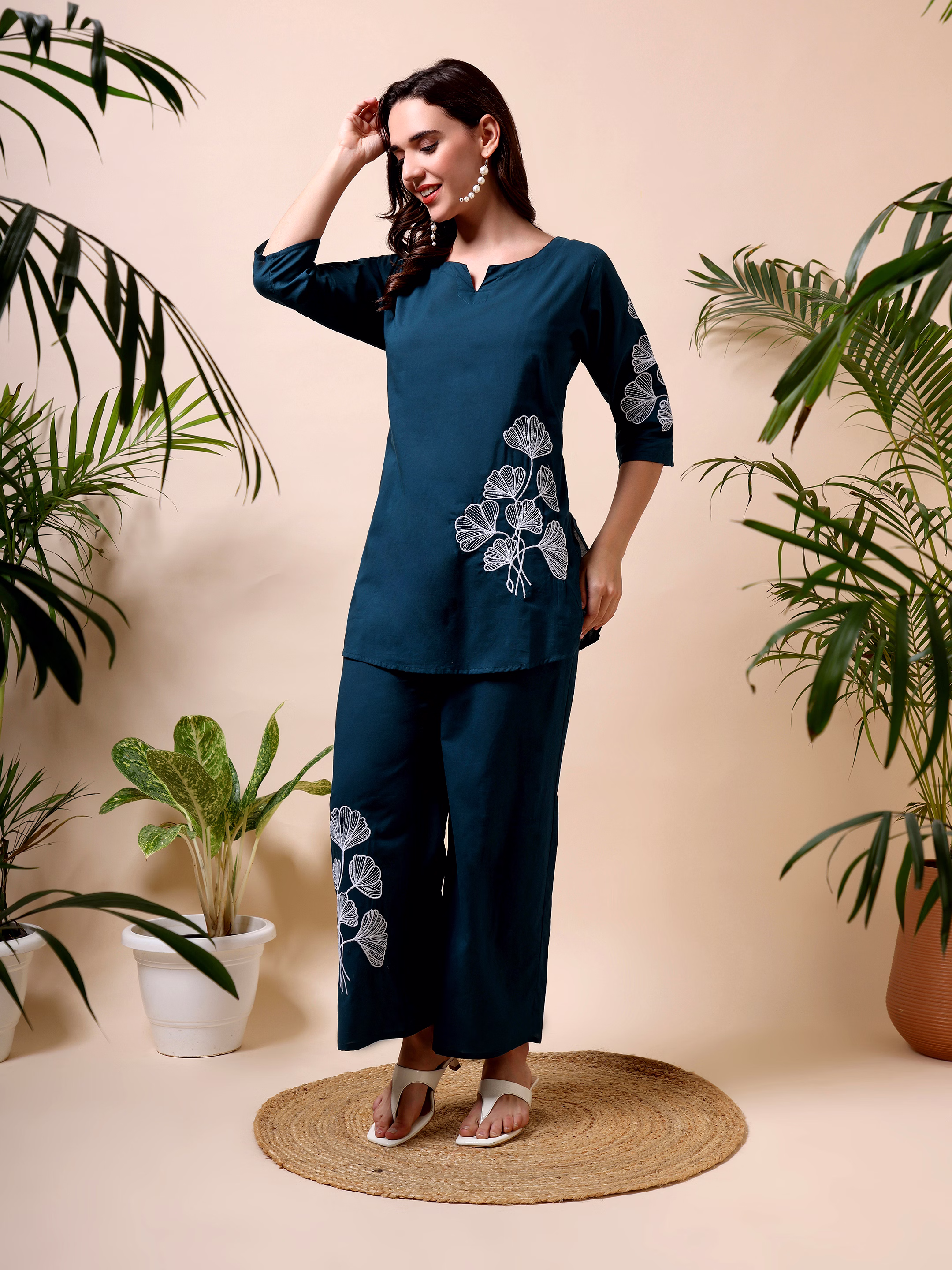 Embroidred Co-ord set for summer image 2