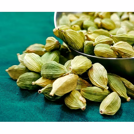Green Cardamom-12740877